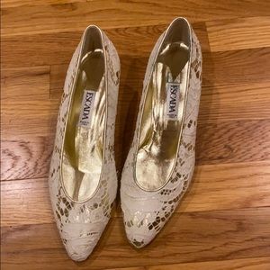 White and Gold Lace Pumps